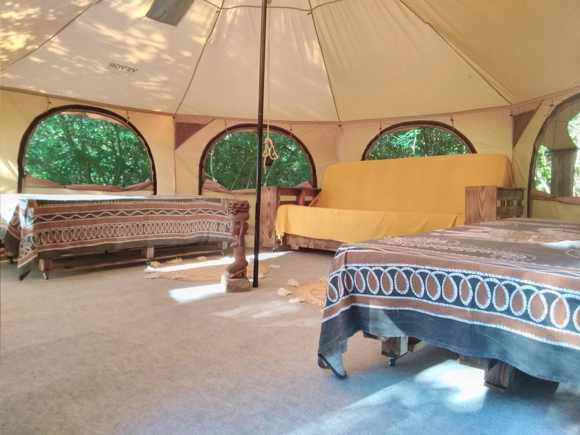 Tente Safari Lodge Dans Foret Luxuriante Vielle-Tursan Екстериор снимка