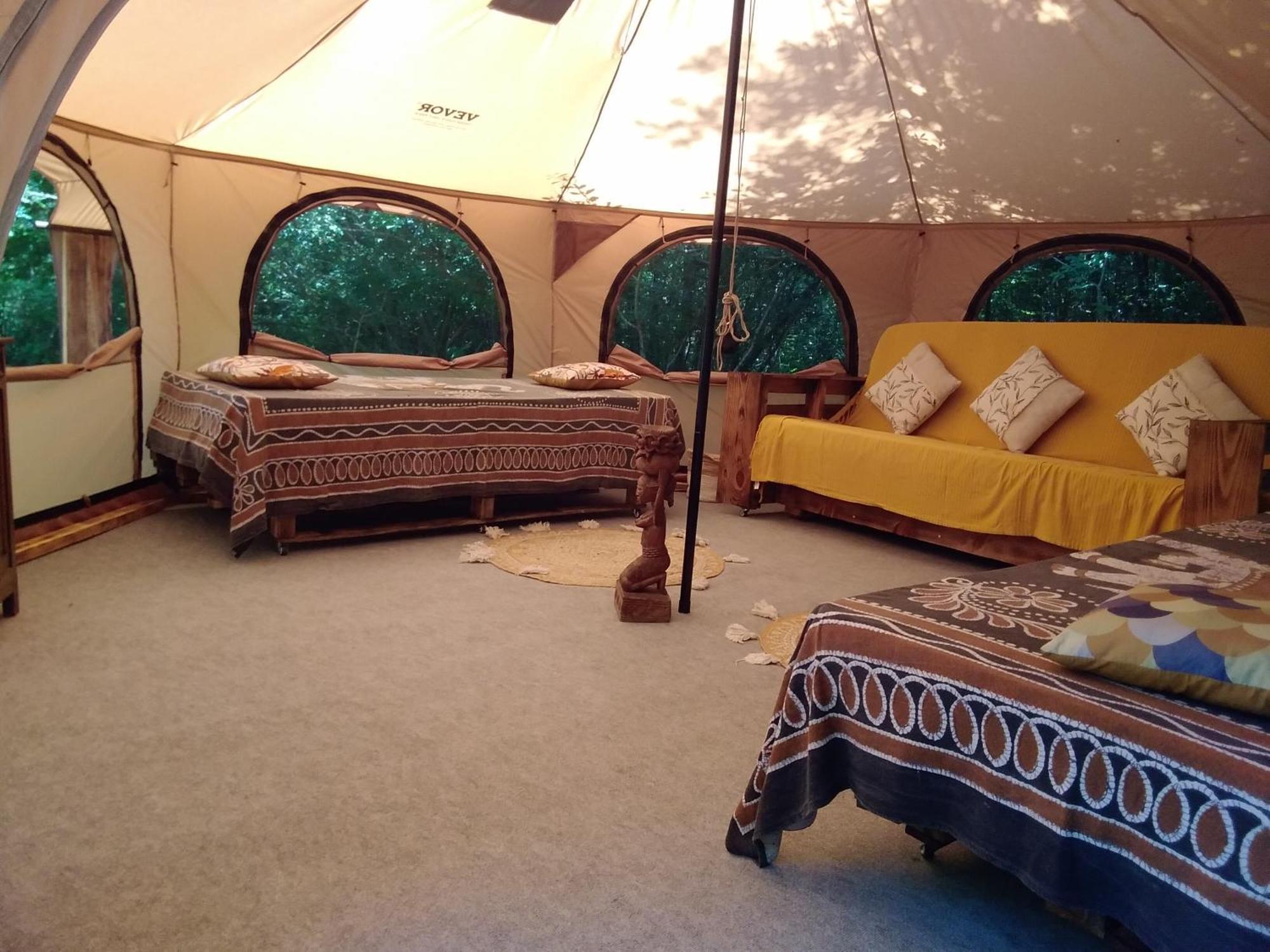 Tente Safari Lodge Dans Foret Luxuriante Vielle-Tursan Екстериор снимка