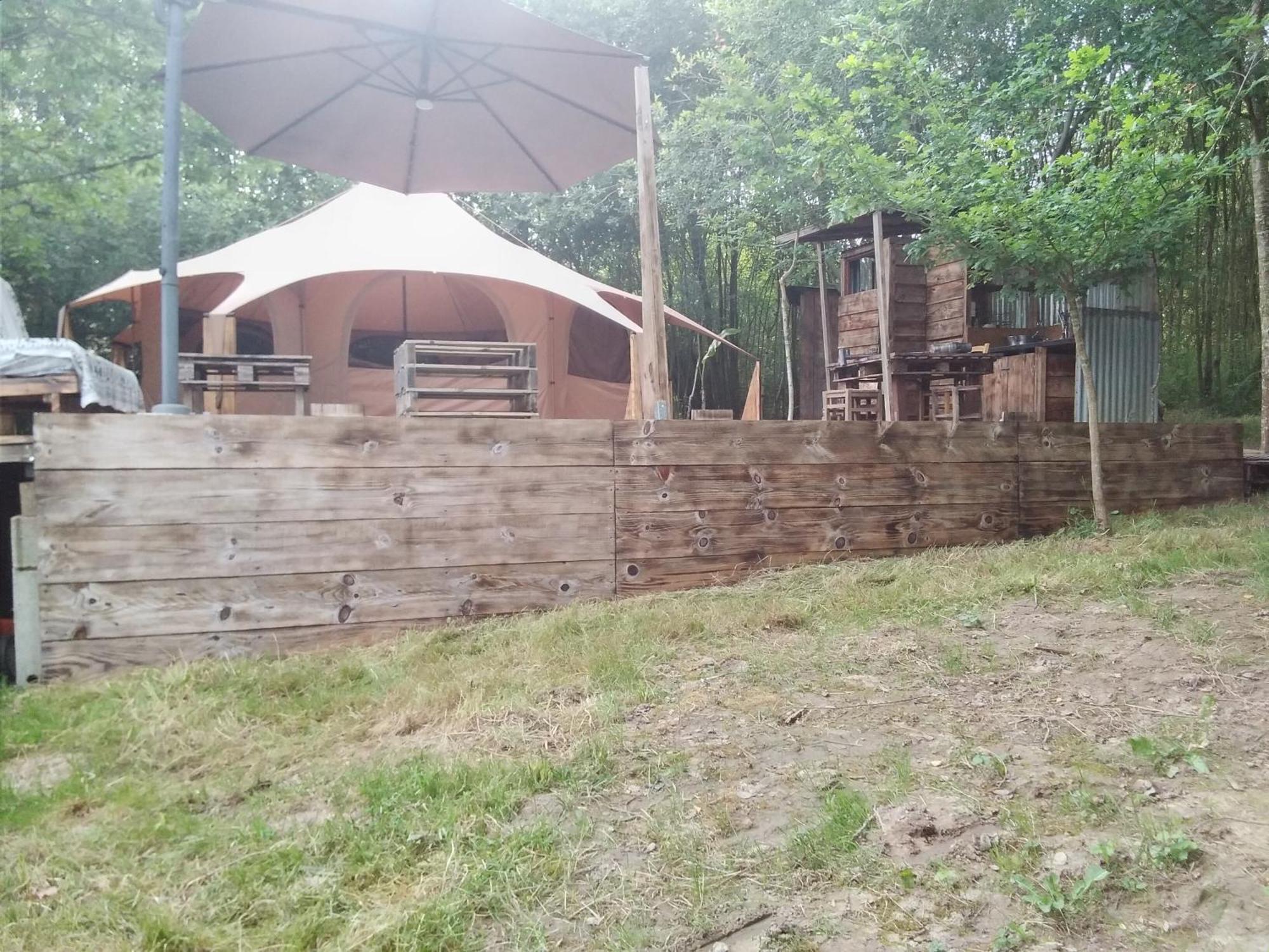 Tente Safari Lodge Dans Foret Luxuriante Vielle-Tursan Екстериор снимка