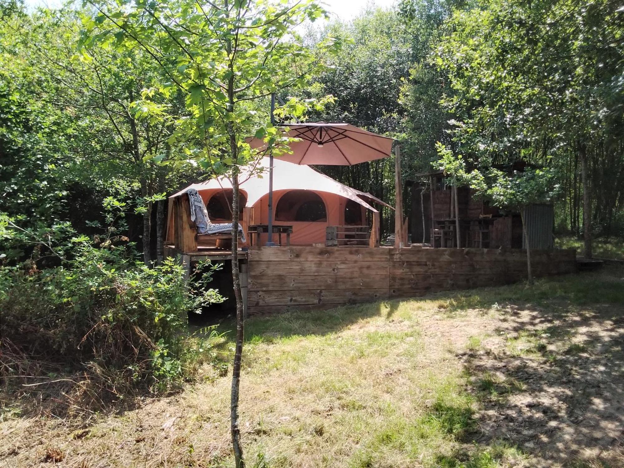 Tente Safari Lodge Dans Foret Luxuriante Vielle-Tursan Екстериор снимка